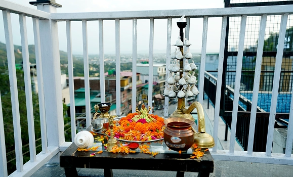 N3nN Ganga Retreat Rishikesh balcony view
